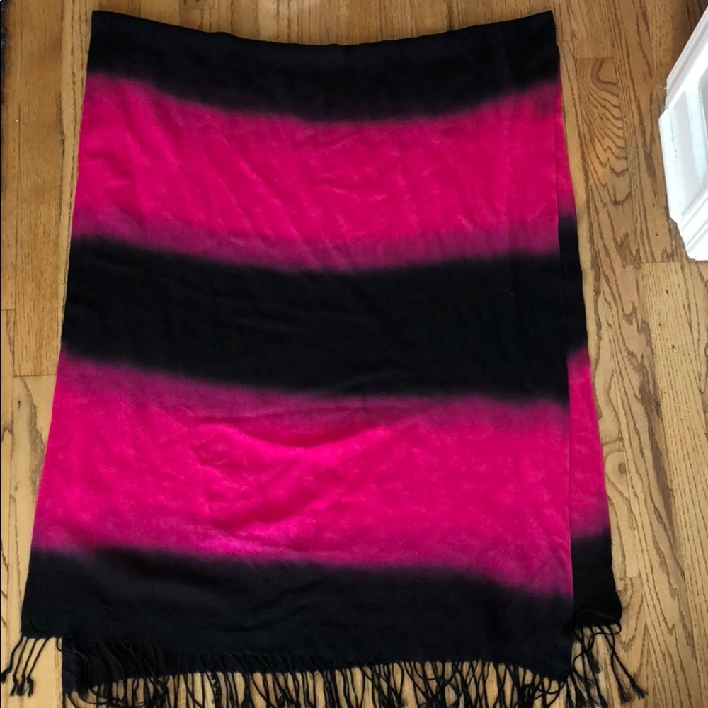 Scarf - Picture 4 of 5
